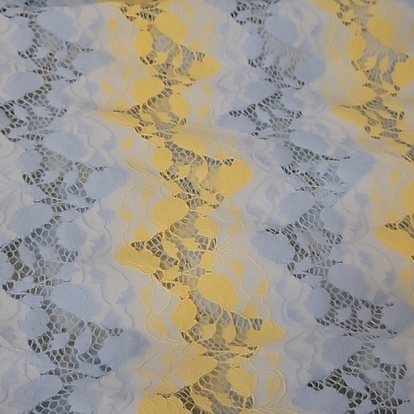 Zara Baby Blue Yellow Floral Lace Bell Sleeve Festival Top - Picture 6 of 8